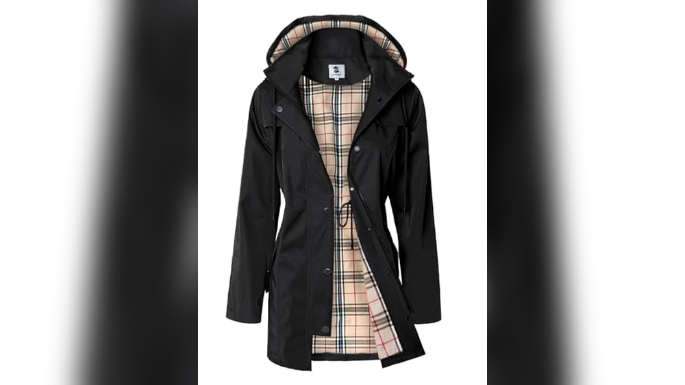 Best Raincoats for Heavy Rain: Top Waterproof Jackets for Outdoor Adventures 16 Best Raincoats for Heavy Rain
