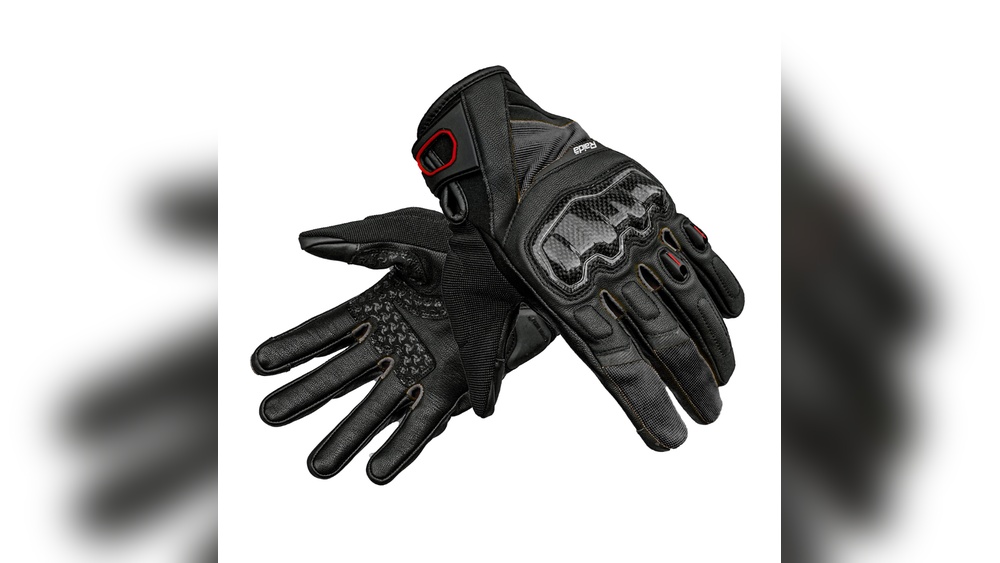 How to Clean Smelly Motorcycle Gloves: Easy Tips for Freshness